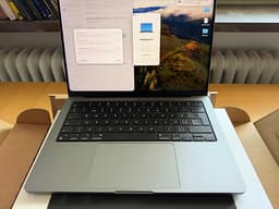 MacBook Pro 14” M3 1TB, 95% batterihälsa-Nyskick!