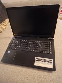 Laptop ACER Aspire 5