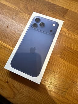 Apple iPhone 17 Pro Max 256 GB blå mobil