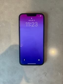 Apple iPhone 14 128 GB svart