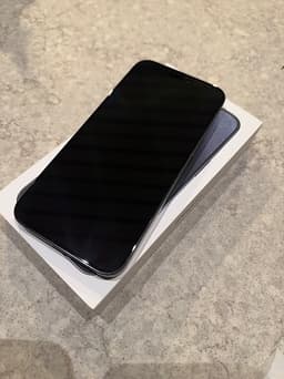 Apple iPhone 15 Pro Max 256 GB blå