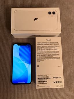 iPhone 11 128 GB – fint skick – originalkartong