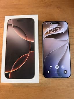 Apple iPhone 16 Pro Max 256 GB sand