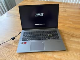 ASUS VivoBook S15 15,6” – Ryzen 7 / 16 GB / 512 GB SSD