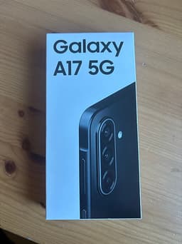 Samsung Galaxy A17 5G mobil 128 GB svart