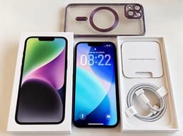 iPhone 14 128 GB Midnatt batteri är 89% i ny skick
