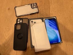 #Blockethöst  / Apple iPhone 13 Pro Max 256 GB smartphone.