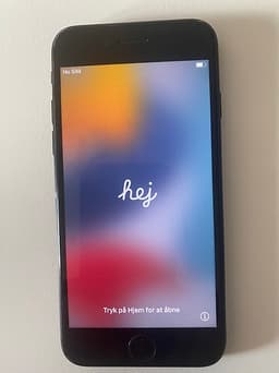 Apple iPhone 7 32 GB svart
