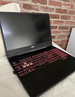 Asus TUF Gaming FX505DD 15,6" laptop svart med röd bakgrundsbelyst tangentbord