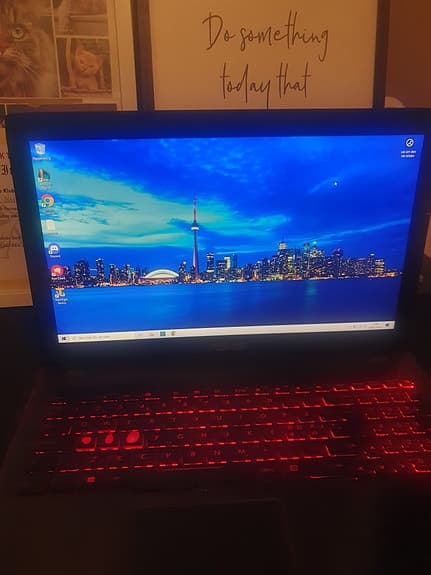 Asus ROG Strix 15"