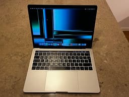 Apple MacBook Pro 13"  2017, Core i7, 16/512
