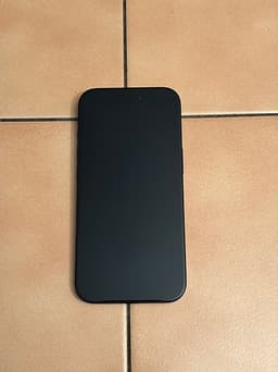 Apple iPhone 15