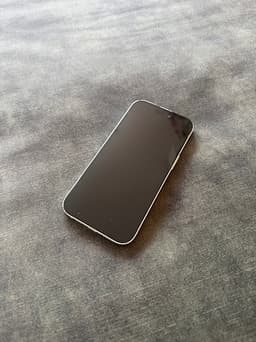 Apple iPhone 15 128 GB ljusgrön
