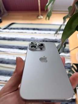 Apple iPhone 15 Pro 128 GB silver