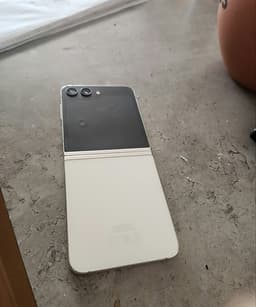 Samsung flip 5