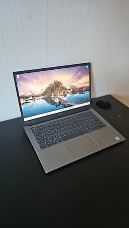 Dell /Win 11 pro/256/8GB Ram/ Laptop