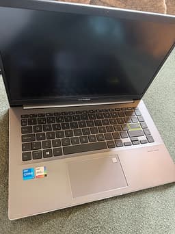 Laptop Asus VivoBook S14