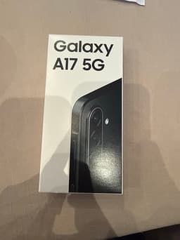 Samsung Galaxy A17 5G mobil 128 GB svart