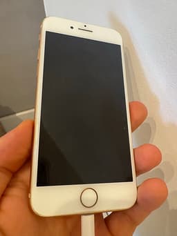 iPhone 8 säljes.