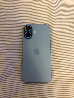 iPhone 17