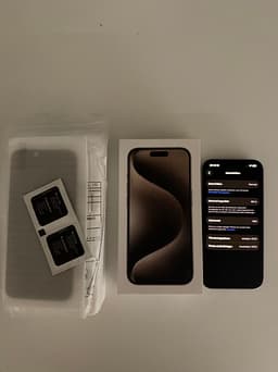 Apple iPhone 15 Pro 128 GB titan