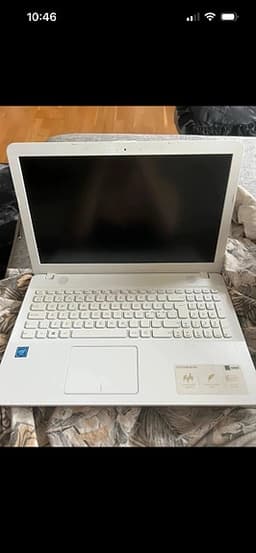 Asus bärbar dator vit 15 tum