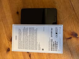 Apple iPhone SE (2-3 gen) 64 GB svart
