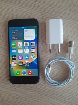 Apple iPhone 8 (svart, 64GB, olåst) + laddare