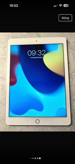 Apple I-pad Air 2.