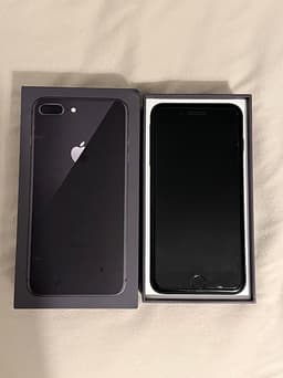 Apple iPhone 8 Plus 64 GB svart