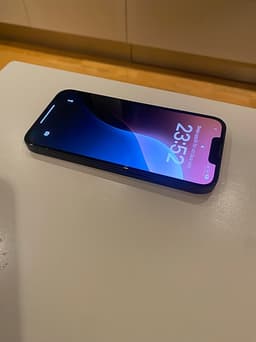 Apple iPhone 13 128 GB svart (läs)