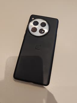 OnePlus 12 - 256 GB / 16 GB RAM