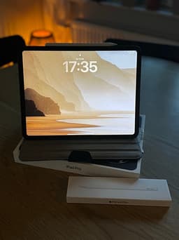 Apple iPad Pro 13 tum (M4) surfplatta 256 GB