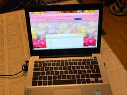 Asus laptop 14 tum, som ny, knappt använd, perfekt för studier, hemmakontor