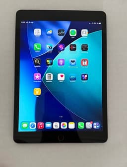 iPad 9:e generationen 64 GB – WiFi + Cellular – fint skick