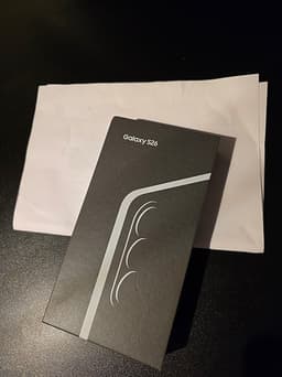 Samsung Galaxy S26 256 GB svart. Oöppnad