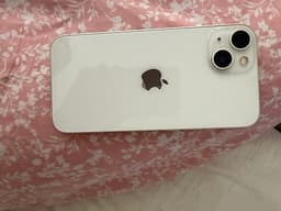 iPhone 13 128 GB – fint skick, laddare och skal ingår