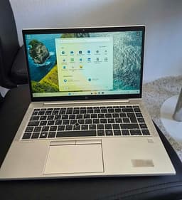 HP Elitebook 845 G8 Touch
Skärm / Ryzen 5 Pro / 32GB
RAM/500GB SSD