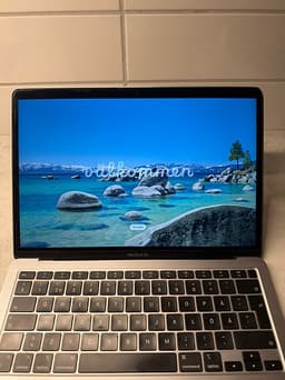 MacBook Air M1 13” – 256 GB – 8 GB RAM silvergrå