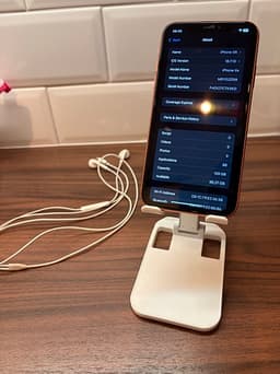 Apple iPhone XR 128 GB med EarPods