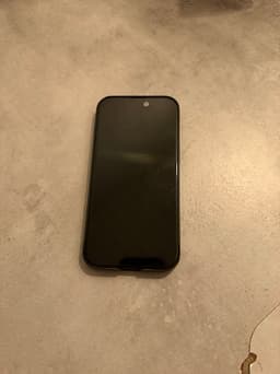 Apple iPhone 15 128 GB svart