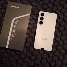 Helt ny Samsung Galaxy S26 mobil 256 GB vit