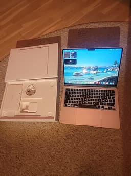 MacBook Air 13" M3 (8/256GB) – 100% batteri