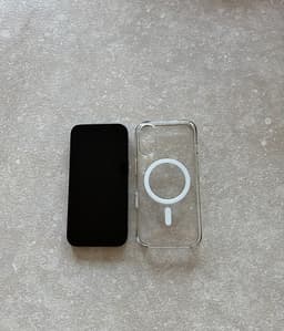 Apple iPhone 16 Svart