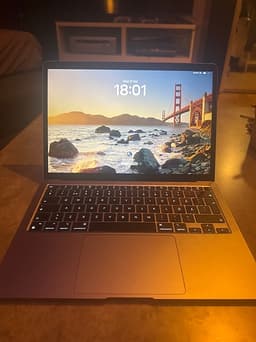 MacBook Air M1 2020 bra skick