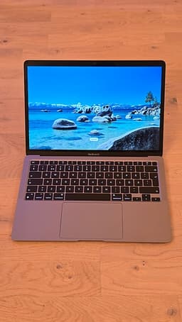 Apple MacBook Air 13" M1 (95% batterihälsa)