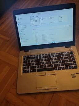 HP 840 G4 i7 7th 16gb ddr4 512gb ssd 14" FHD
