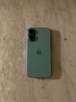 iPhone 16 128GB