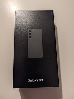 Samsung Galaxy S24 smartphone svart