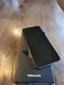 Samsung Galaxy S24 256 GB Svart